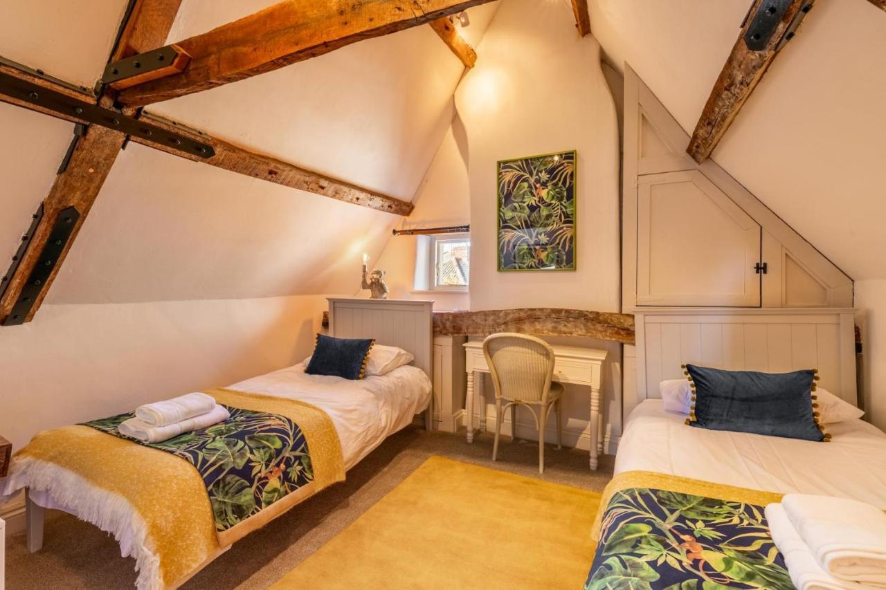 Host & Stay - The Old Paul Pry Holt  Luaran gambar